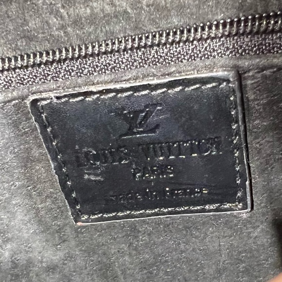Louis Vuitton Bag 9” wide, 6” tall, 2”deep.  Fits I phone, key, cardholder. - Picture 8 of 15